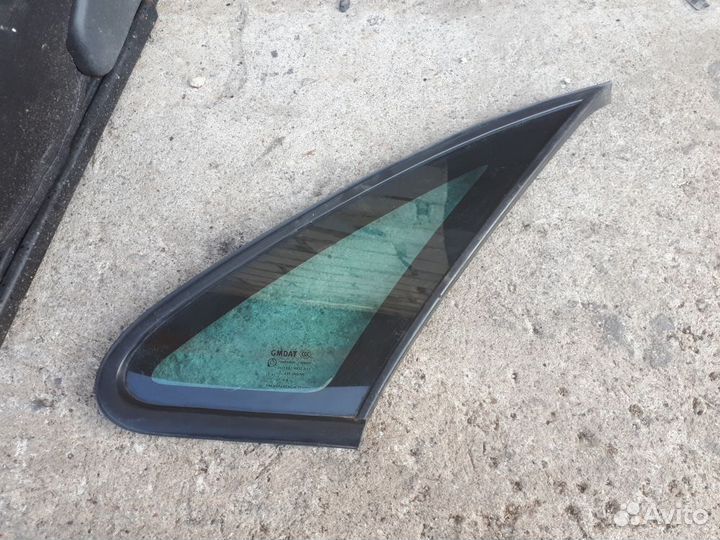 Стекло кузовное глухое правое Chevrolet Lacetti