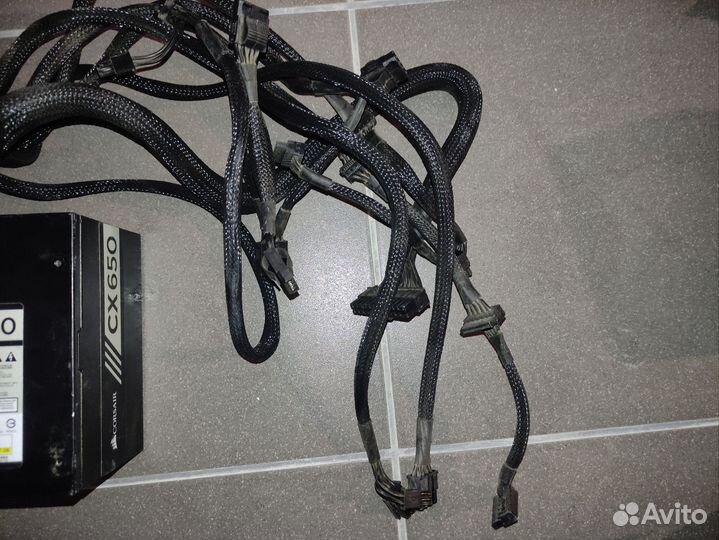 Блок питания corsair CX650