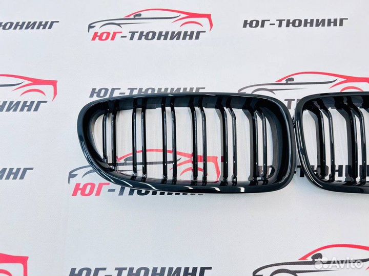 Решетка на BMW 5 F10 в стиле M черная глянцевая