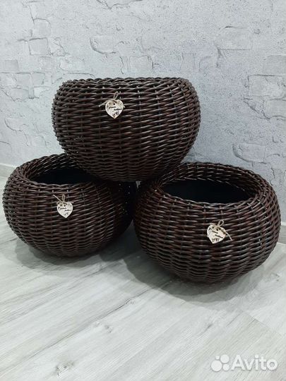Кашпо из ротанга