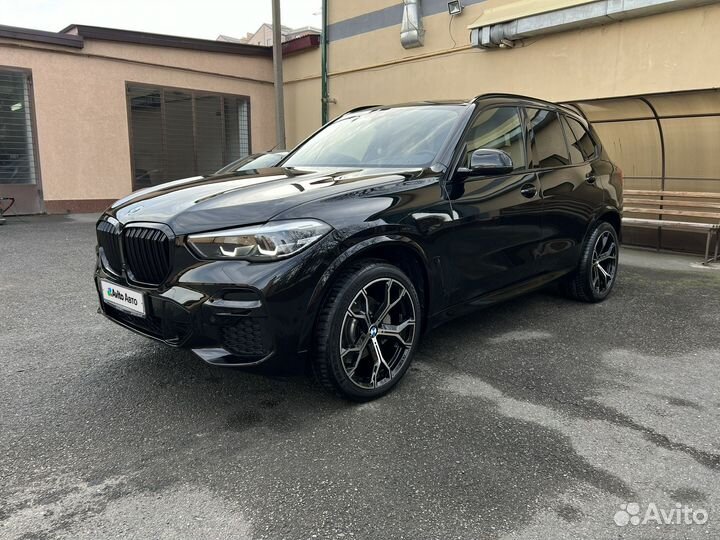 BMW X5 3.0 AT, 2022, 8 000 км