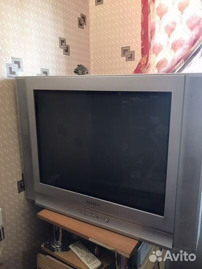 Телевизор samsung