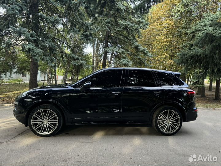 Porsche Cayenne 3.6 AT, 2011, 196 000 км