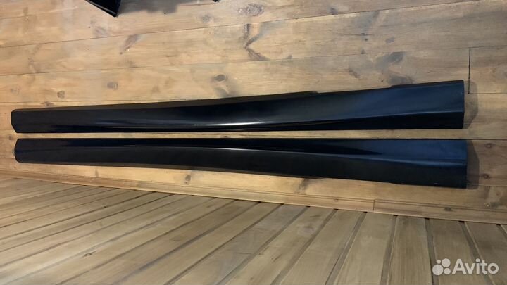 Обвесы на пороги Шкода Рапид 1,2