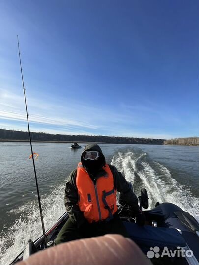 Надувная лодка Gladiator C 370 AL yamaha 9,9G 15F