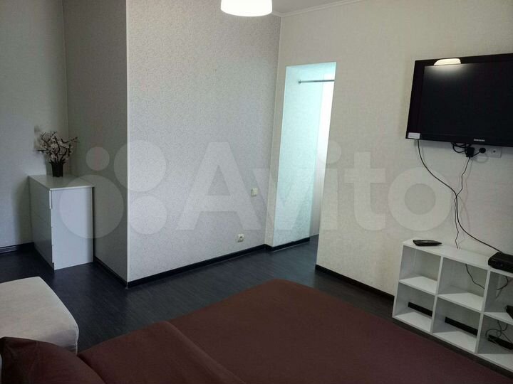 1-к. квартира, 40 м², 1/10 эт.