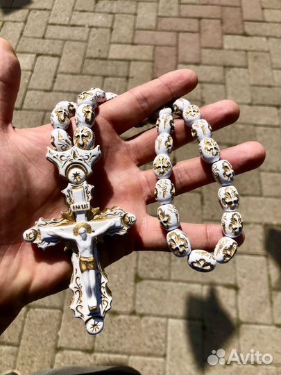 Крест ручной работы в машину