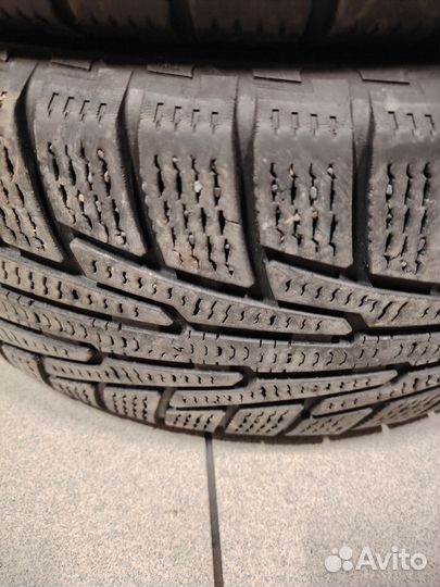 Nokian Tyres Hakkapeliitta R 235/65 R17