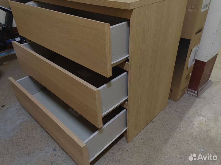 Комод Варма