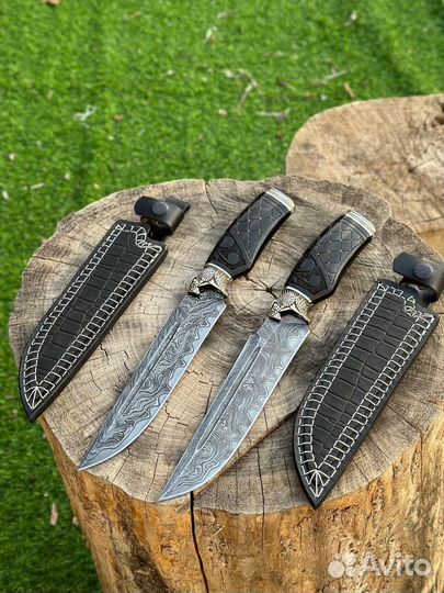 Нож гюрза из дамасской стали