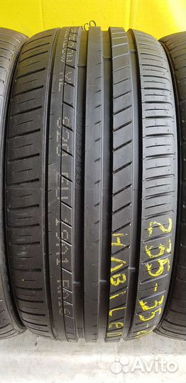 Habilead SportMax S2000 235/35 R20 92W