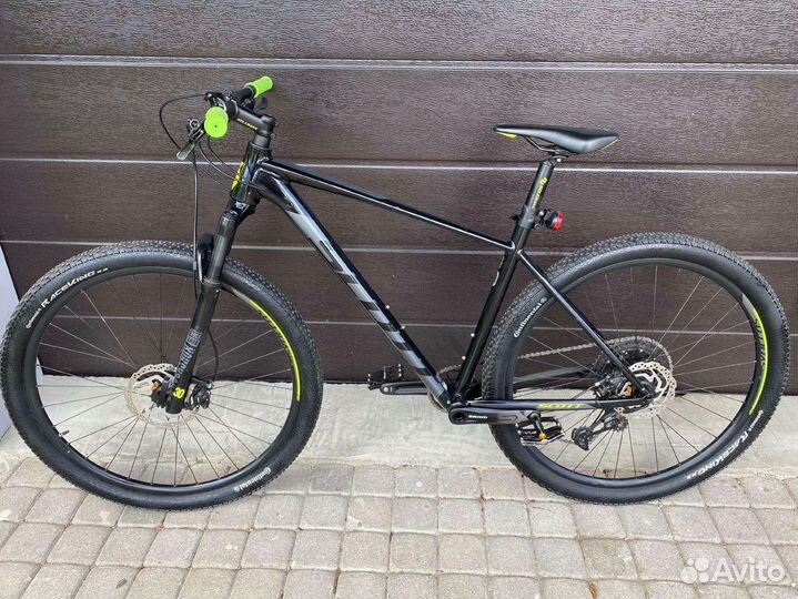 Велосипед Scott Scale 970 29er