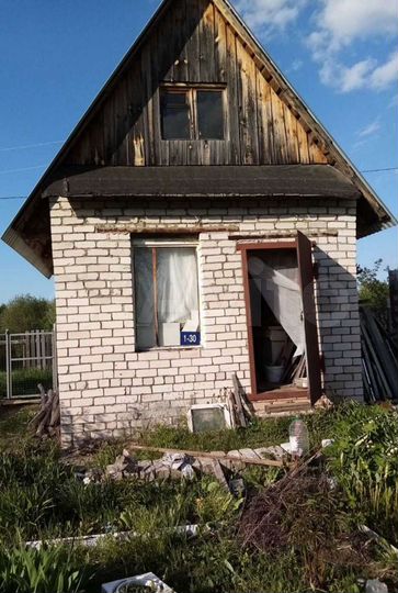 Дача 20 м² на участке 5,6 сот.