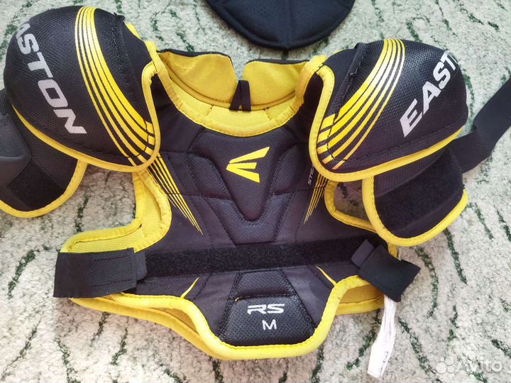 Нагрудник хоккейный на 5-7 лет