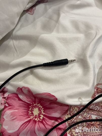 Продаю наушники