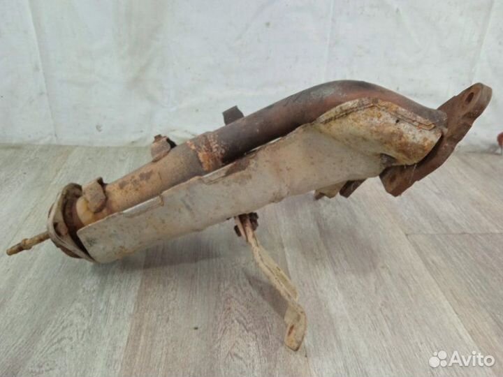 Коллектор выпускной Mazda 6 GG 2006