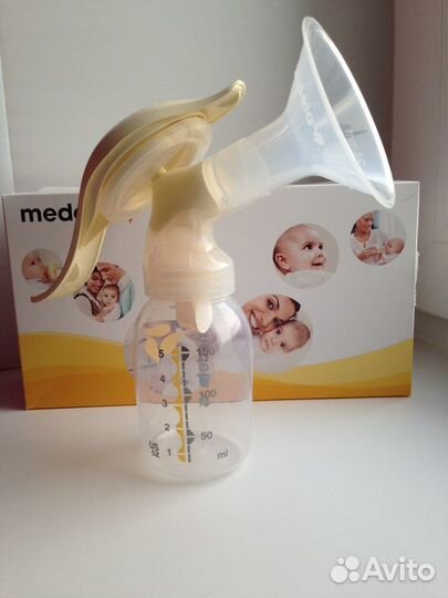 Молокоотсос Medela Harmony