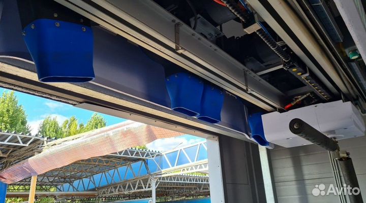 Робот автомойка