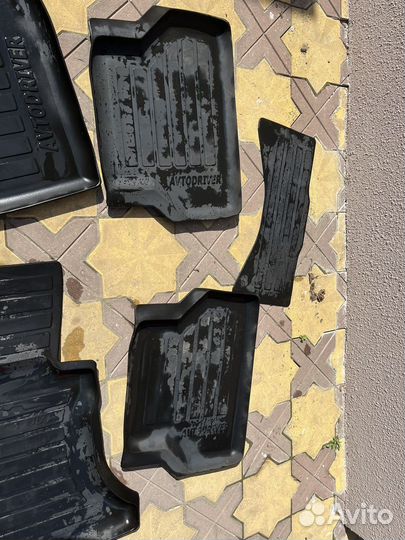 Коврики резиновые BMW e60 e39