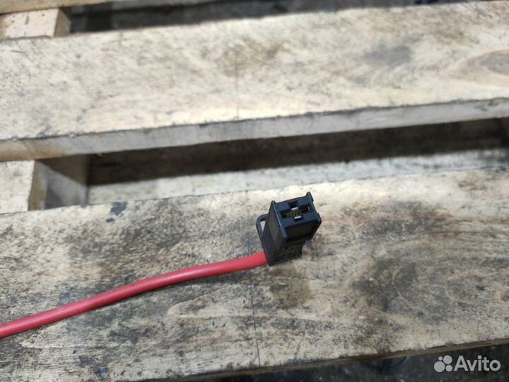 Плюсовой провод Bmw 3 E90 N46B20 2007