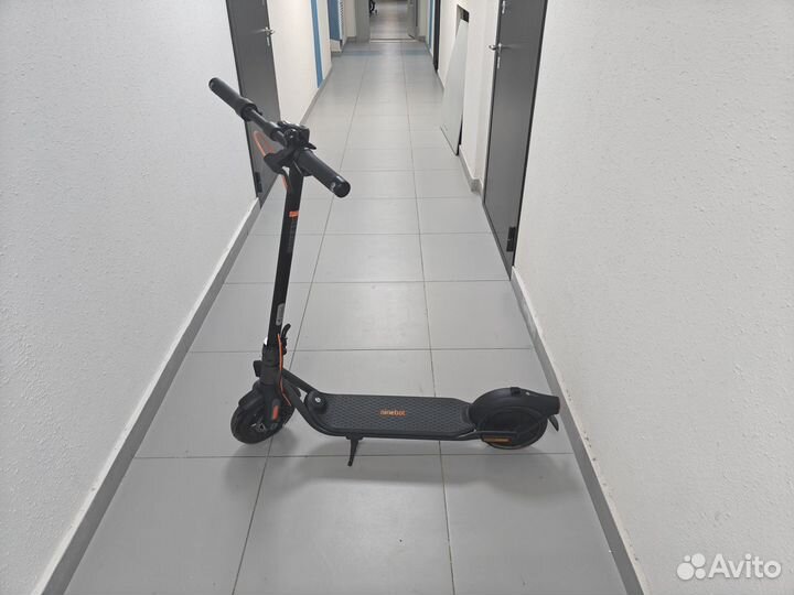 Электросамокат Ninebot KickScooter F2 Plus 2024