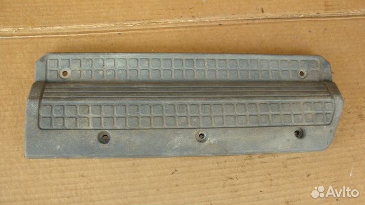 Накладки порогов Nissan patrol y60 96г