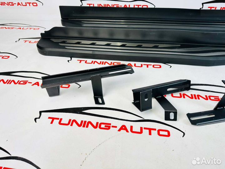 Подножки Toyota Highlander (XU 70 ) I9701