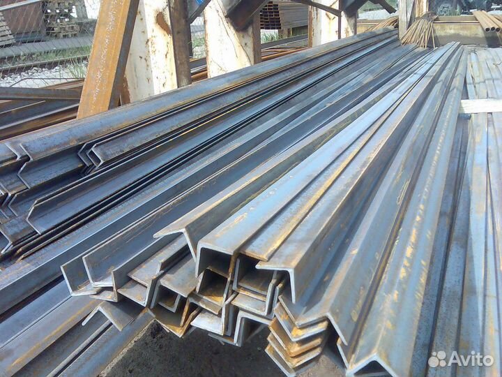 Уголок металлический