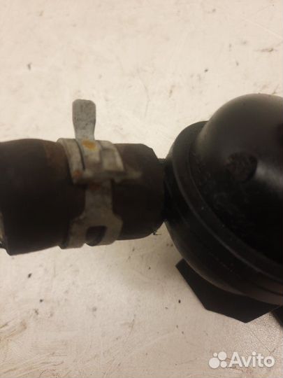 Патрубок термостата Peugeot 407 универсал 2.7 UHZ