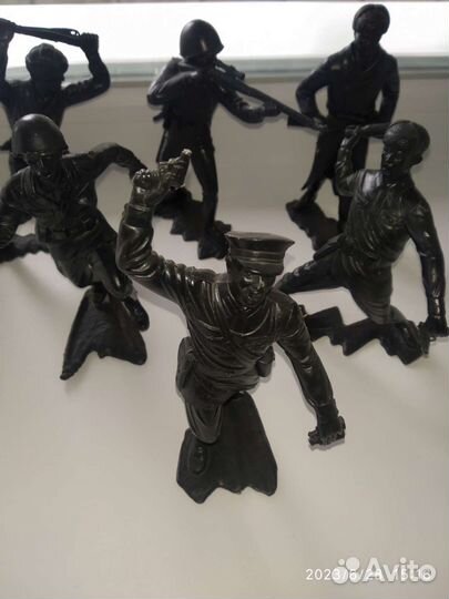 Солдаты пластмассовые СССР