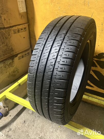 Michelin Agilis 215/65 R16C