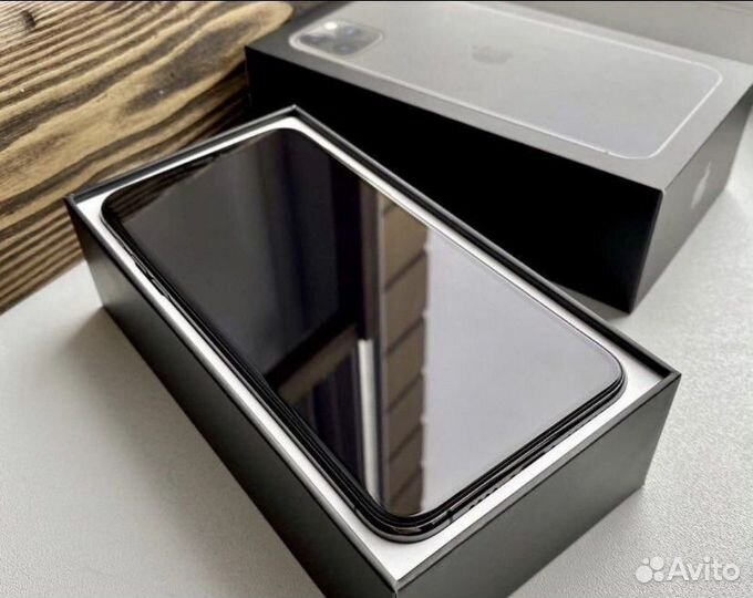 iPhone 11 Pro Max, 256 ГБ