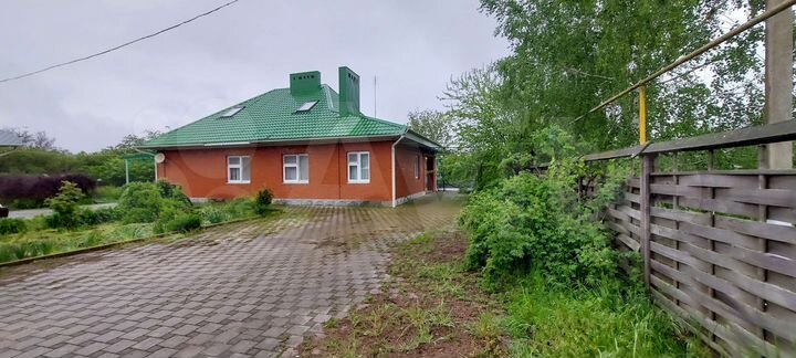 Дом 157,9 м² на участке 12 сот.