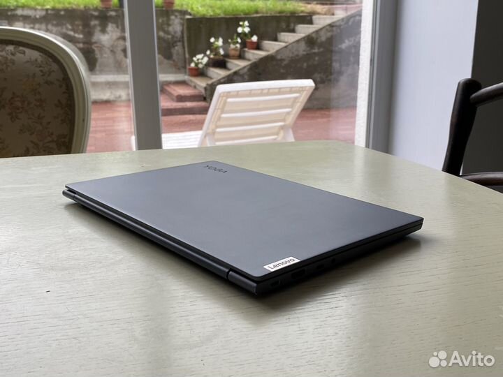 Lenovo Yoga Slim 7 / Ryzen / 16Gb / 512Gb