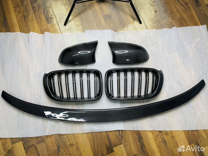 Спойлер решетки зеркала BMW F26 натуральный карбон