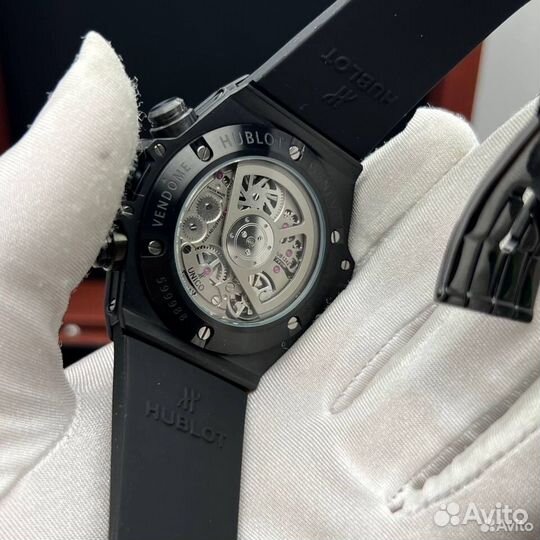 Часы мужские кварцевые Hublot