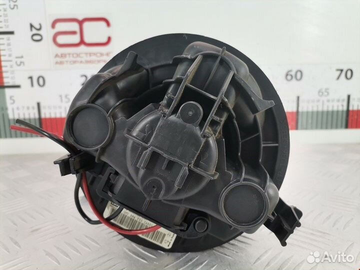 Моторчик печки для Renault Megane 2 7701056965