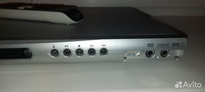 DVD плеер Vitek и TCL с пультами