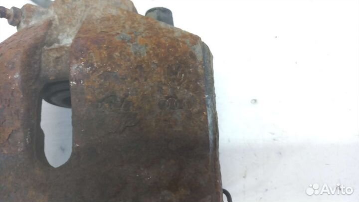 Суппорт передний правый Skoda Octavia A5 2011