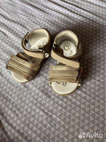 Обувь для девочки