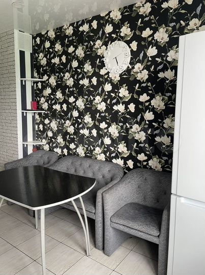 2-к. квартира, 57 м², 9/9 эт.