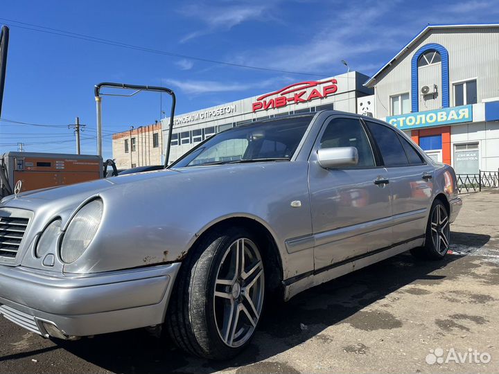 Mercedes-Benz E-класс 3.2 AT, 1996, 413 000 км