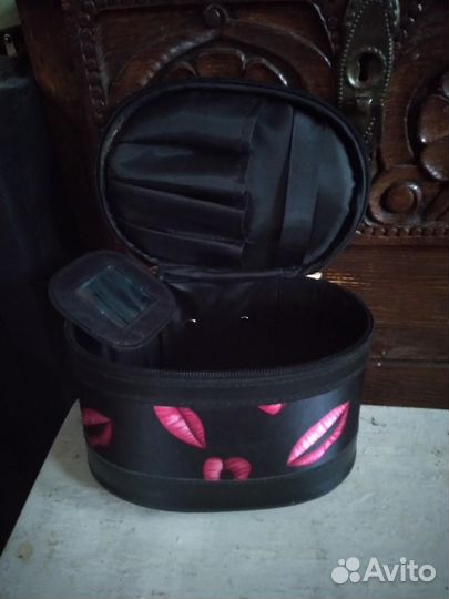 Шкатулка для украшений