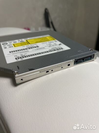 Dvd привод для ноутбука 5v gu70n 9.5mm