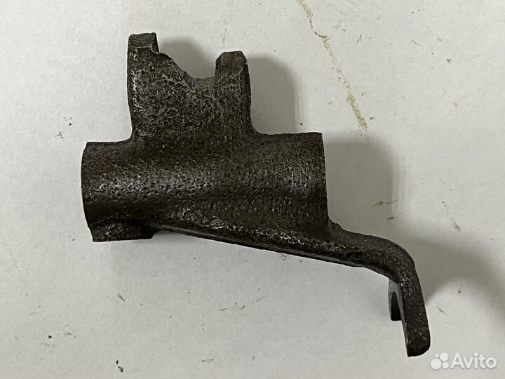 Вилка включения заднего хода 4-Х ступ УАЗ