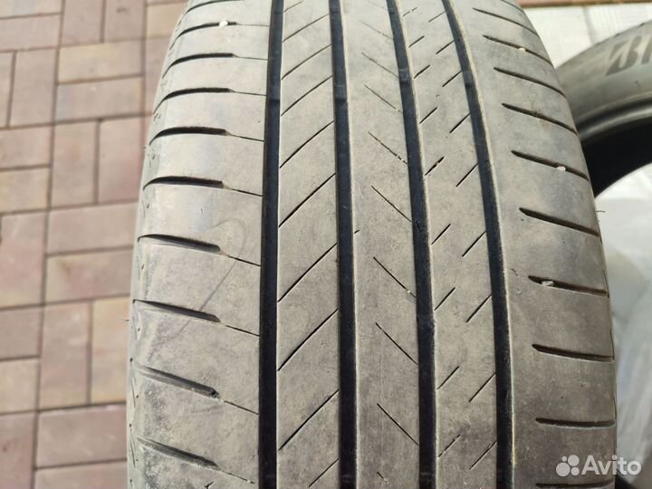 Bridgestone Alenza 001 235/55 R19 101