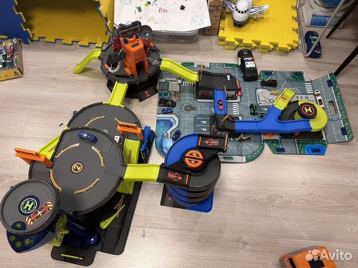 Elc Большой гараж, Большая парковка