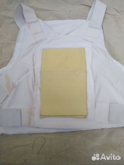 Женский бронежилет