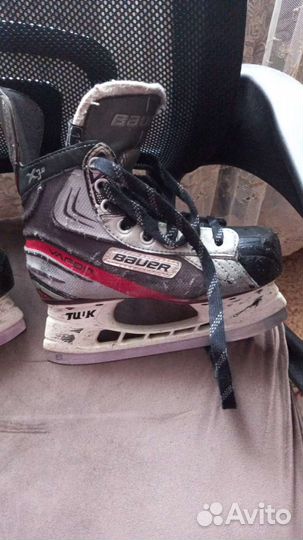 Хоккейные коньки bauer