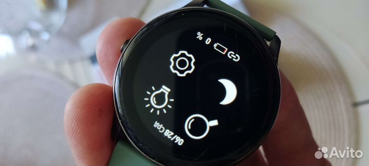 Смарт-часы KW66